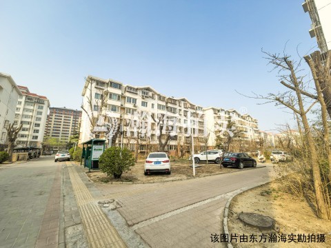 秋露园4号楼3单元502室