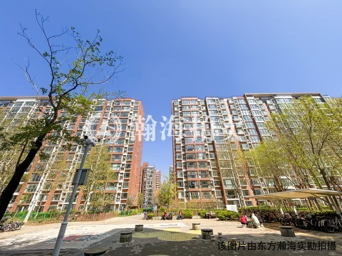 彩虹新城47号楼2单元1302室