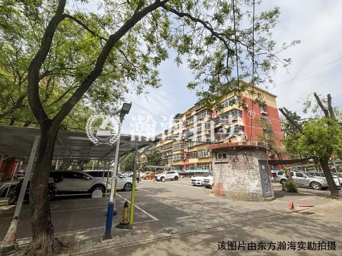 五里店南里19号楼4单元411室