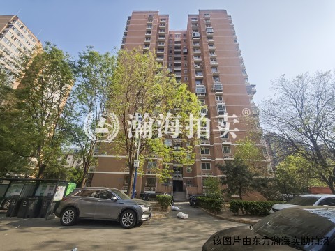 金蝉北里13号楼302室