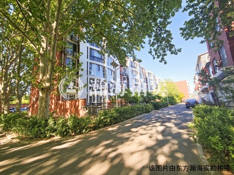 金华园丙2号楼4单元01室（叠拼别墅）